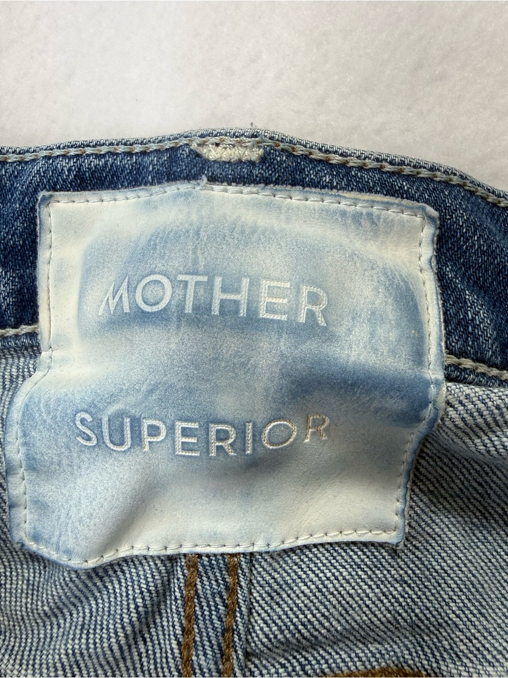 MOTHER Superior Straight Crop Leg Jeans in Medium Blue Wash- Size 31 - Picture 6 of 11